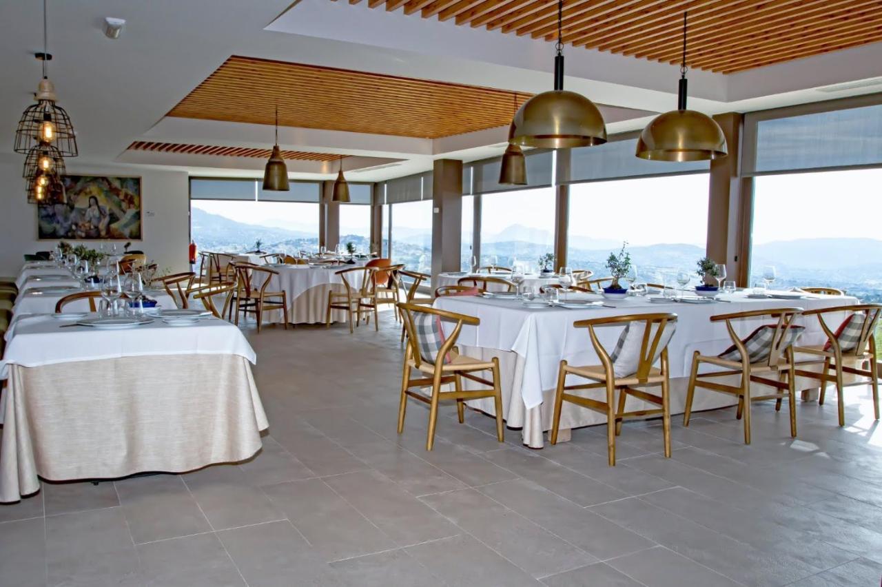 Hotel Tierras De Себрерос Екстериор снимка